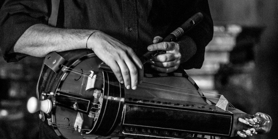 hurdy-gurdy, Michele Bertucci