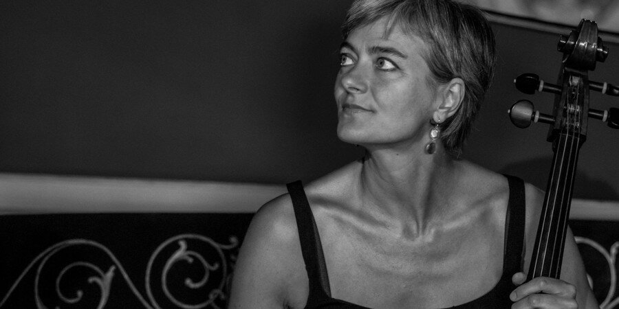 Claudia Poz, violoncello
